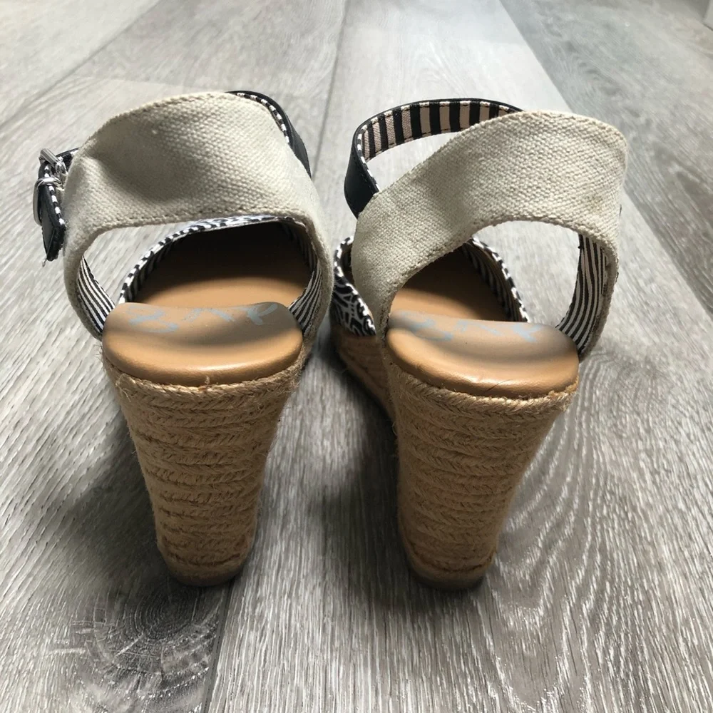 DV8 wedge heels black white 7.5 - Picture 7 of 12